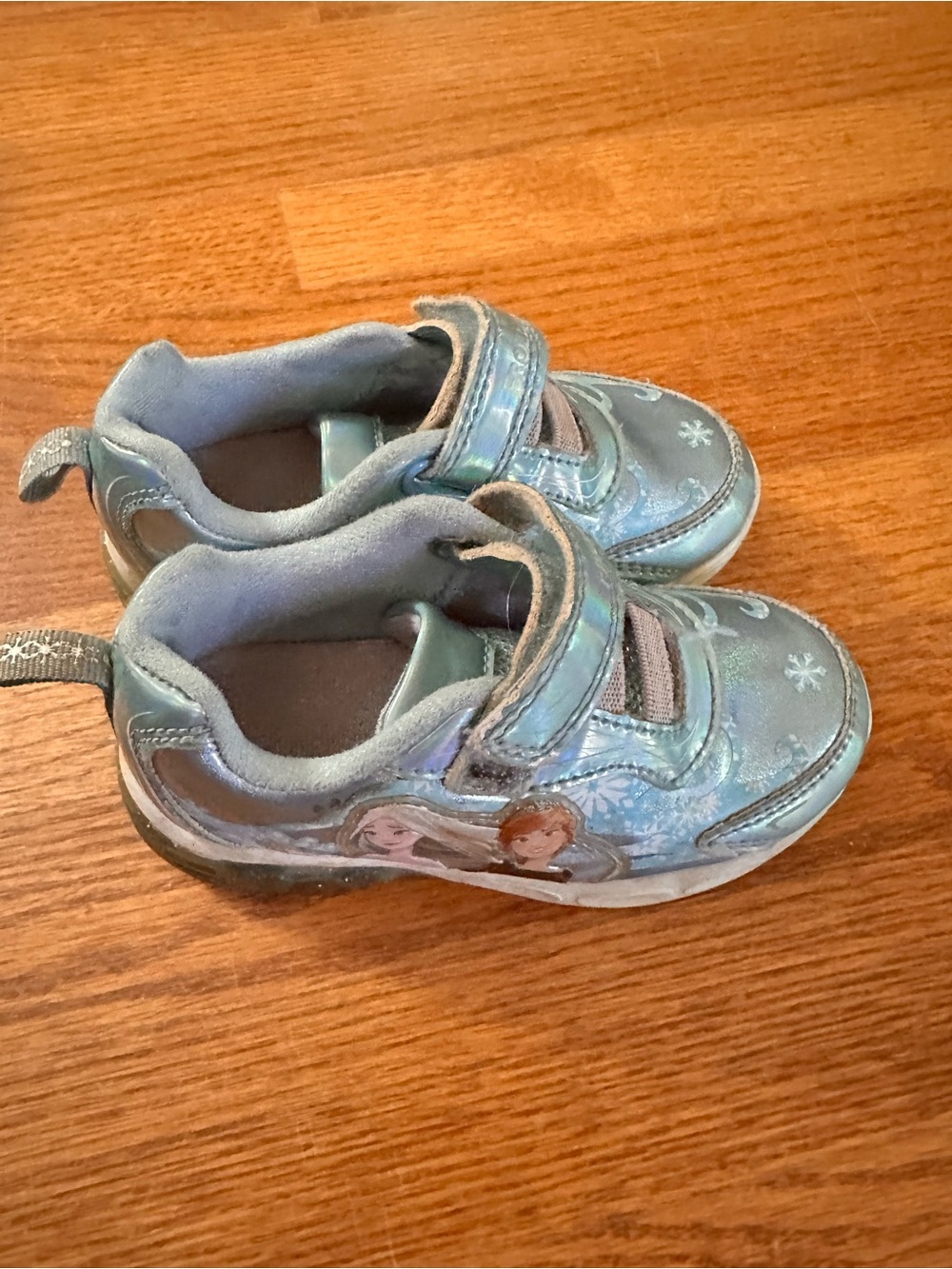 Disney Frozen Iridescent Light Blue Girls' Velcro Sneakers